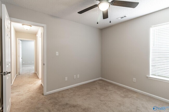 Building Photo - 114 Clover Ridge Dr