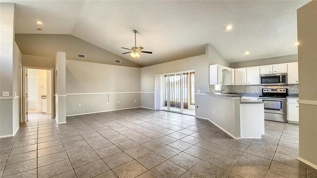 Building Photo - 603 Terranova Dr