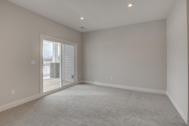 Building Photo - 8540 Concerto Ct