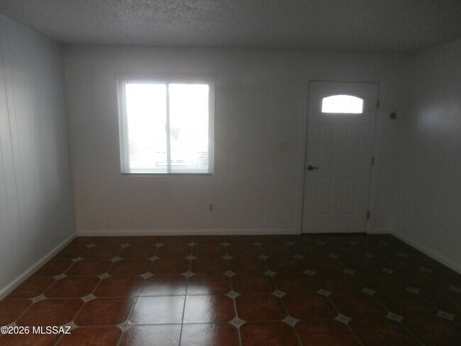 Building Photo - 248 S Paseo Lobo