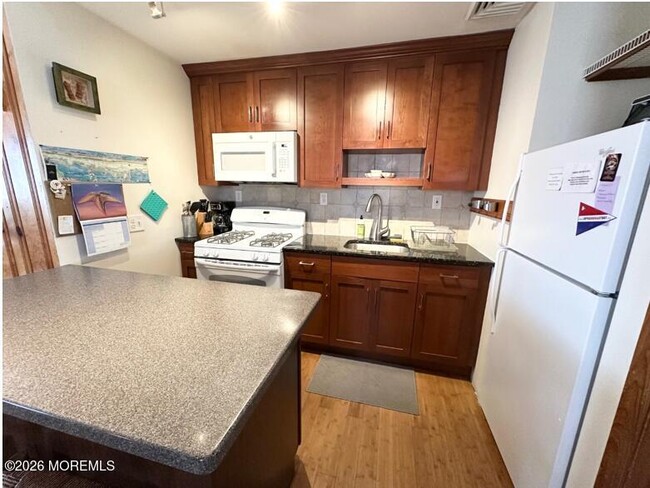 Building Photo - 2200 Oceanfront