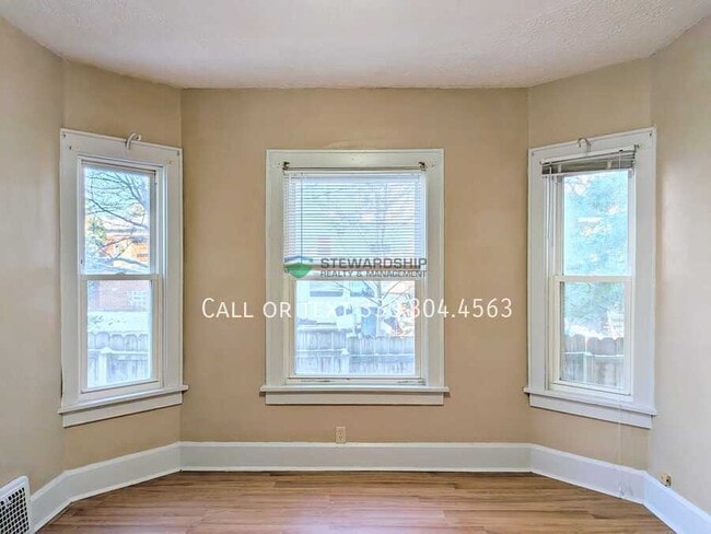 Building Photo - 1410 16th St NW