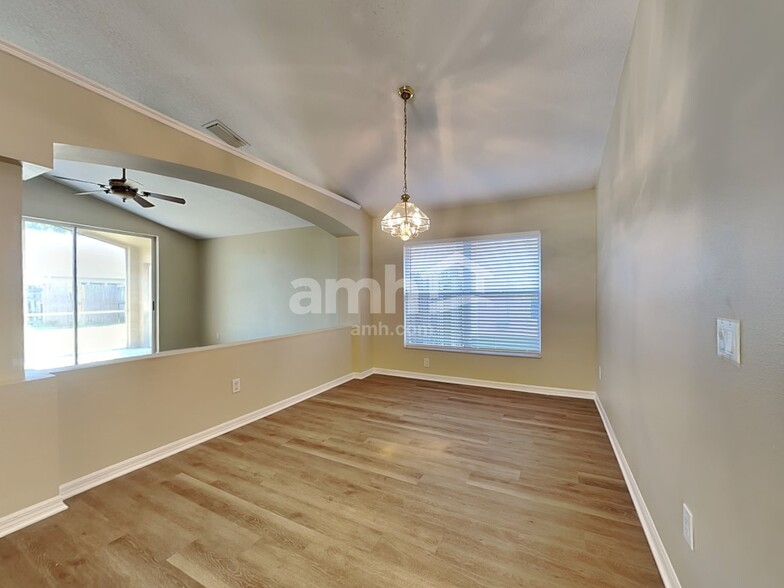 Building Photo - 32124 Cypress Valley Dr