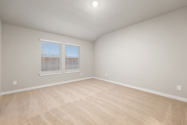 Building Photo - 6623 Castella Dr