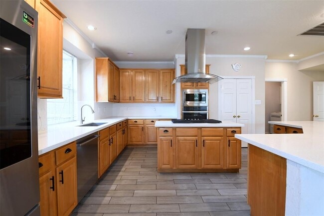 Building Photo - 18719 Racquet Sports Way