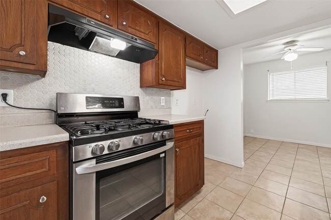 Building Photo - 9302 Eblen Dr