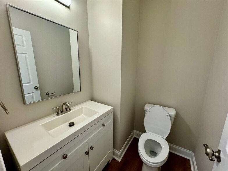 Building Photo - 2662 Pierce Brennen Ct NE