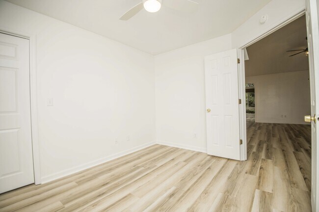 Building Photo - 106 Oohleeno Way