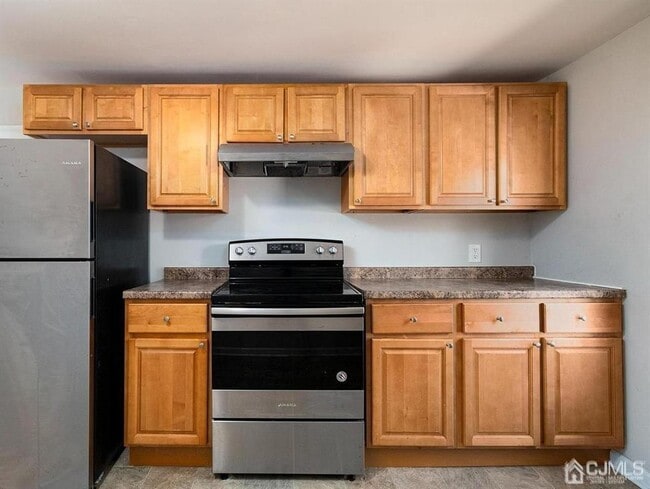 Building Photo - 729 Watsontown Rd