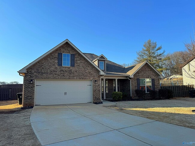 Building Photo - 120 James Parcus Cir