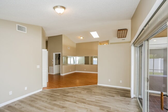 Building Photo - 5262 NW 55th Terrace