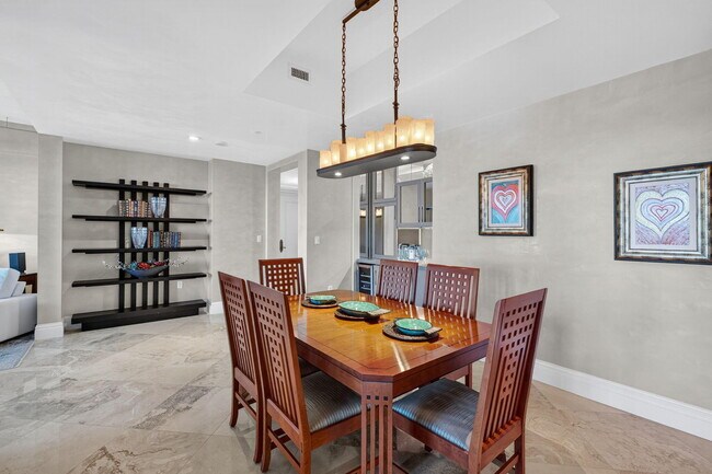 Building Photo - 1600 S Ocean Blvd