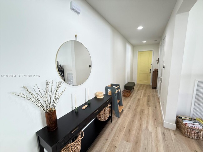 Building Photo - 2945 SE 3rd St