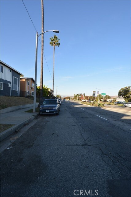 Building Photo - 10067 Carmenita Rd