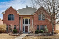 Building Photo - 1261 McMahan Dr