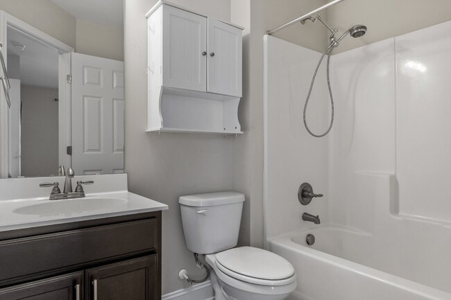 Building Photo - Stonebay Townhome