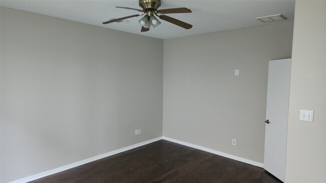 Building Photo - 15430 Elm Leaf Pl