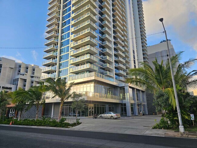 Building Photo - 1500 Rycroft St