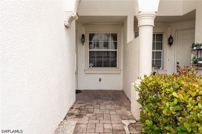 Building Photo - 7029 Ambrosia Ln