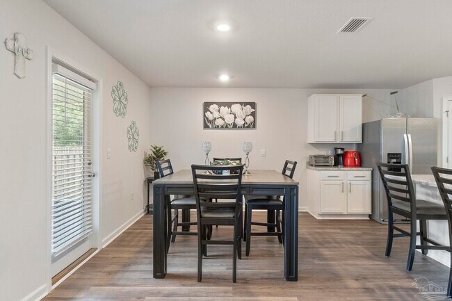 Building Photo - 6173 Native Dancer Wy