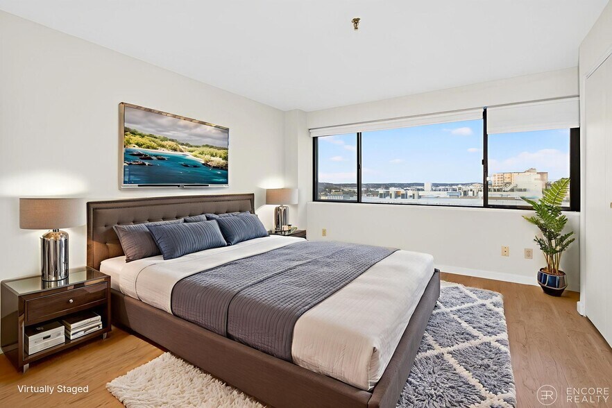 Building Photo - 394 Ocean Ave