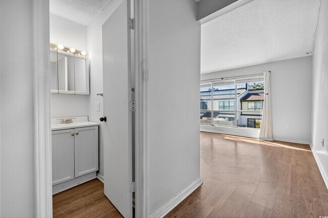 Building Photo - 1012 Possum Trot Rd