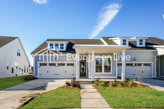 Building Photo - 127 Bloomsbury St