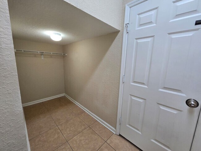 Building Photo - Beautiful home in Gated community