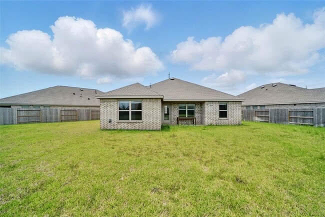 Building Photo - 2921 Eden Lk Ln