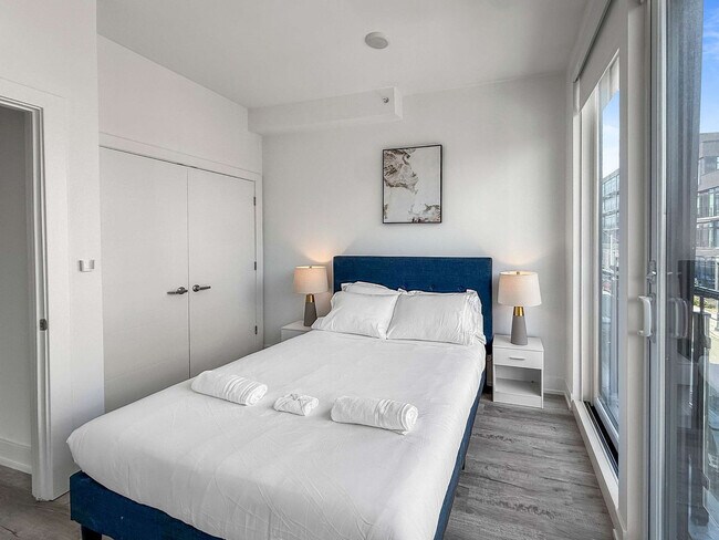 Building Photo - 1214 N American St