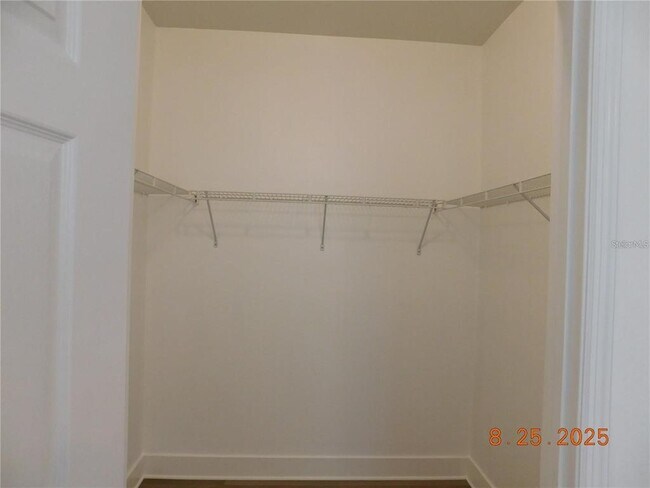Building Photo - 6100 Stevenson Dr