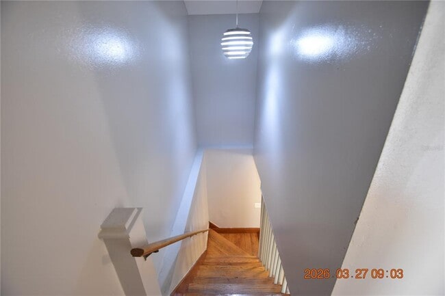 Building Photo - 10110 Alambra Ave