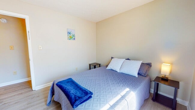 Building Photo - 6189 Charring Cross Ct