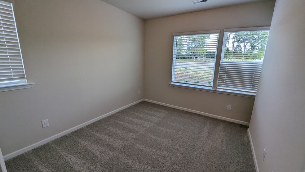 Bedroom4 upstairs - 1276 Brawley School Rd