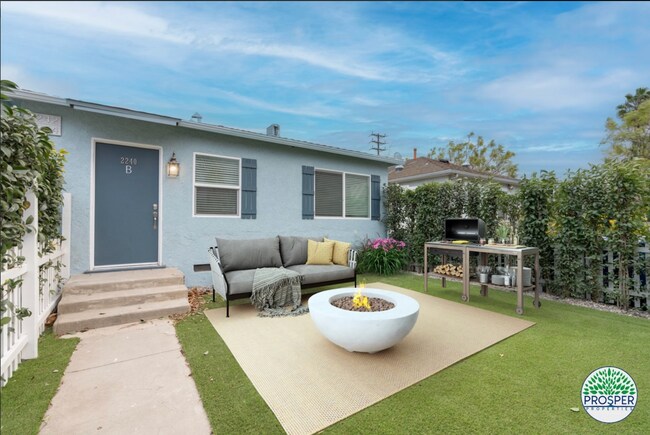 Building Photo - 2236 Penmar Ave