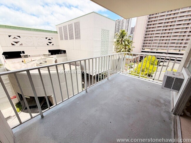 Building Photo - 475 Atkinson Dr