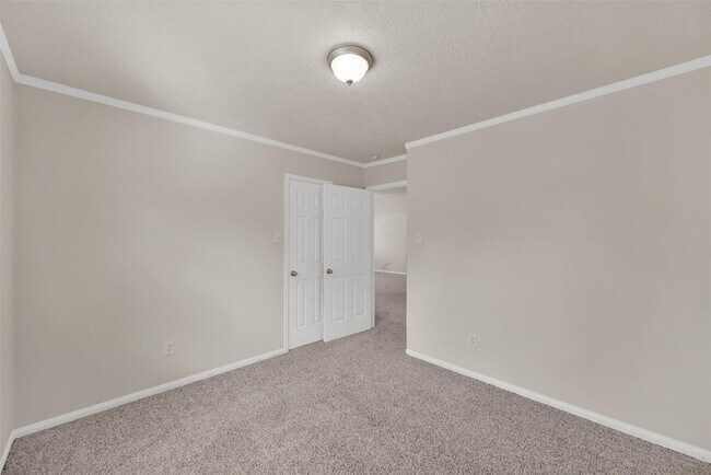 Building Photo - 1443 Meadowhigh Ln