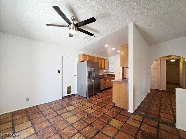 Building Photo - 6346 Bullion Blvd