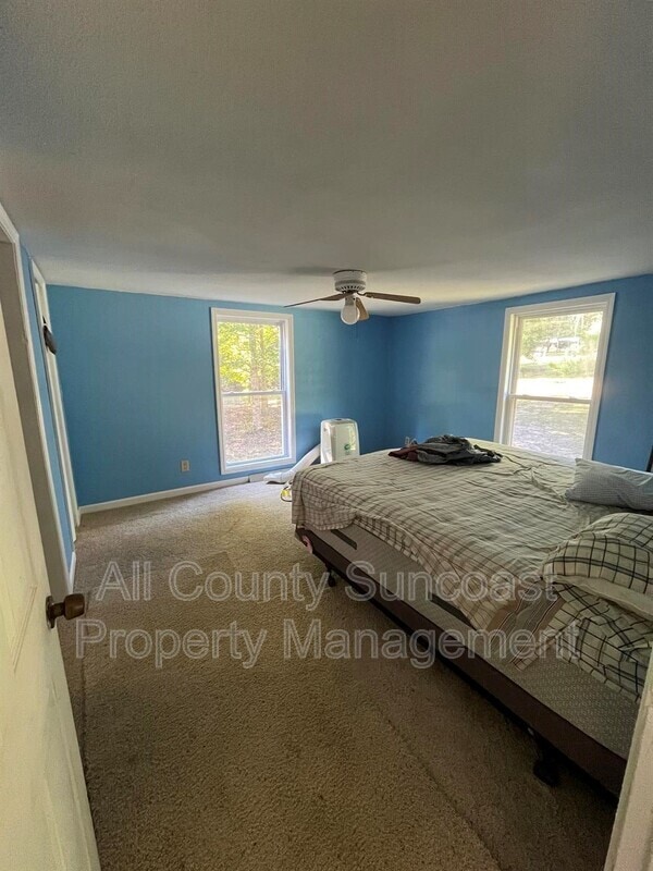 Building Photo - 234 N Forest Ct