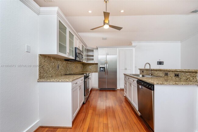 Building Photo - 405 SW 198th Terrace