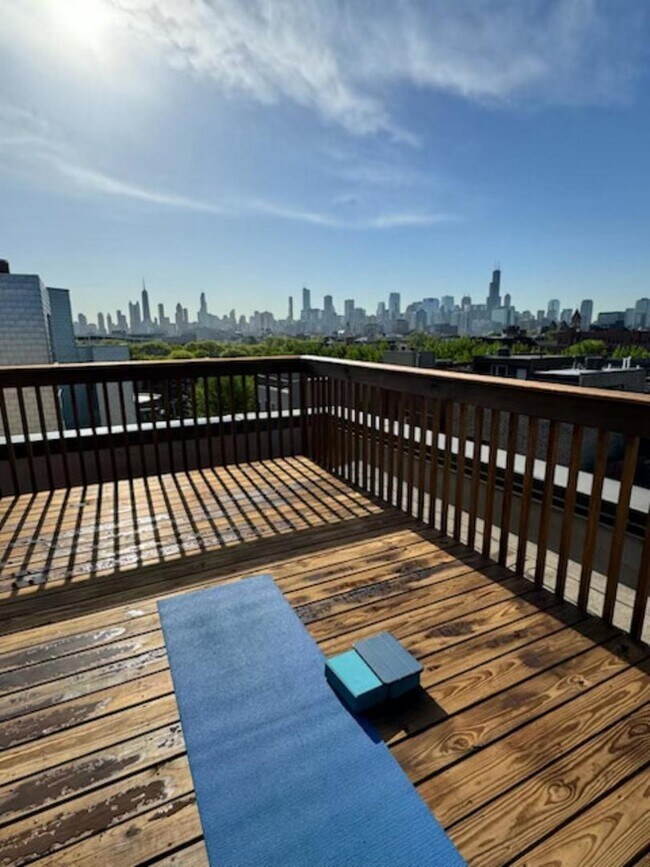 Building Photo - 1521 W Haddon Ave