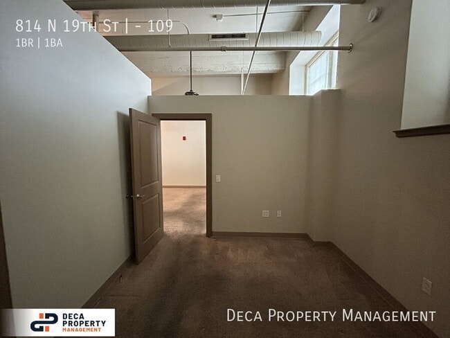 Building Photo - 814 N 19th St