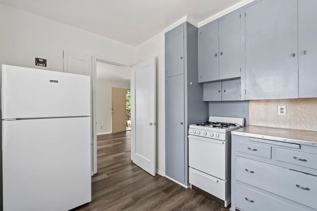 Building Photo - Peaceful 1 Bedroom Apartment Near the Utah Capitol & Downtown Salt Lake City