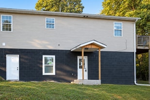 Building Photo - 1621 Fremont Pl