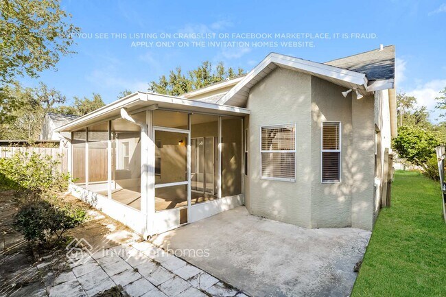 Building Photo - 724 Silver Birch Pl