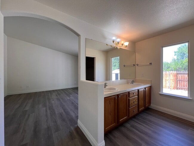 Building Photo - Nice 3 Bedroom home in Fallon, NV