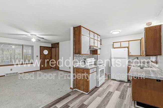 Building Photo - 1839 Fowler St