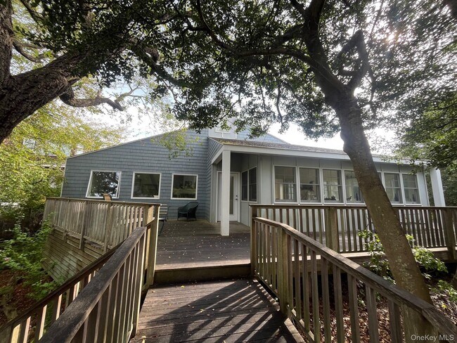 Primary Photo - 55 Ocean Rd