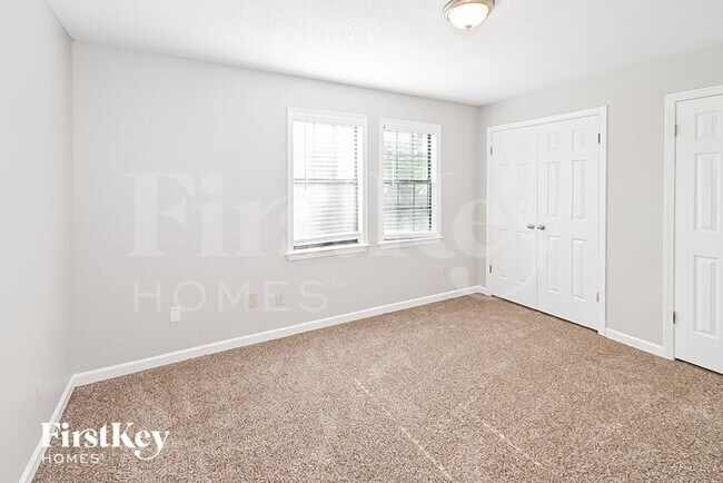 Building Photo - 2530 Doe Run Ln