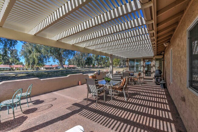 Building Photo - Amazing Golf Course Views in Leisure World a 45+ Active Adult Resort Community.  Available June t...